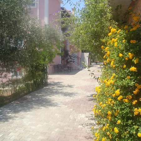 Elpida Trapezaki (Kefalonia)