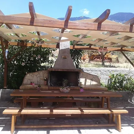 Elpida * Trapezaki (Kefalonia)